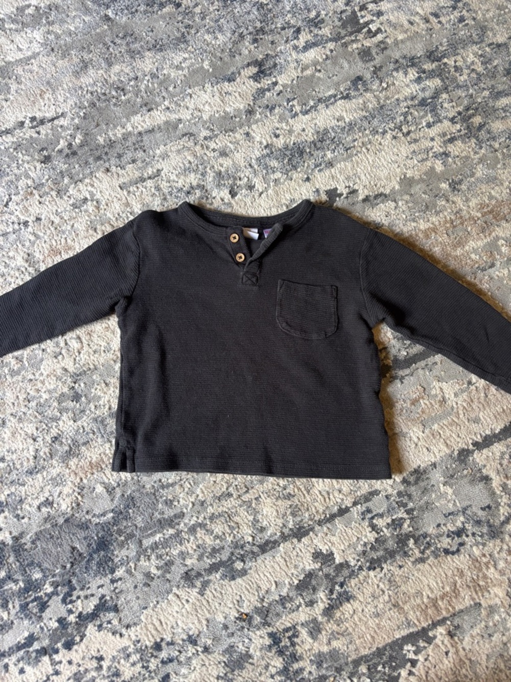 Zara Black Long-Sleeve Henley with Chest Pocket